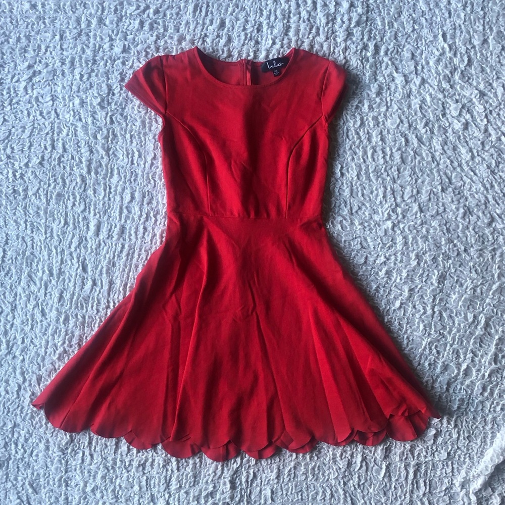 Lulu’s scalloped edge skater dress